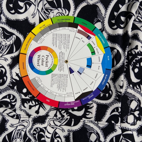 LuLaRoe One Size Disney Aladdin Jafar Cobra  Skull Print Leggings - Picture 4 of 9